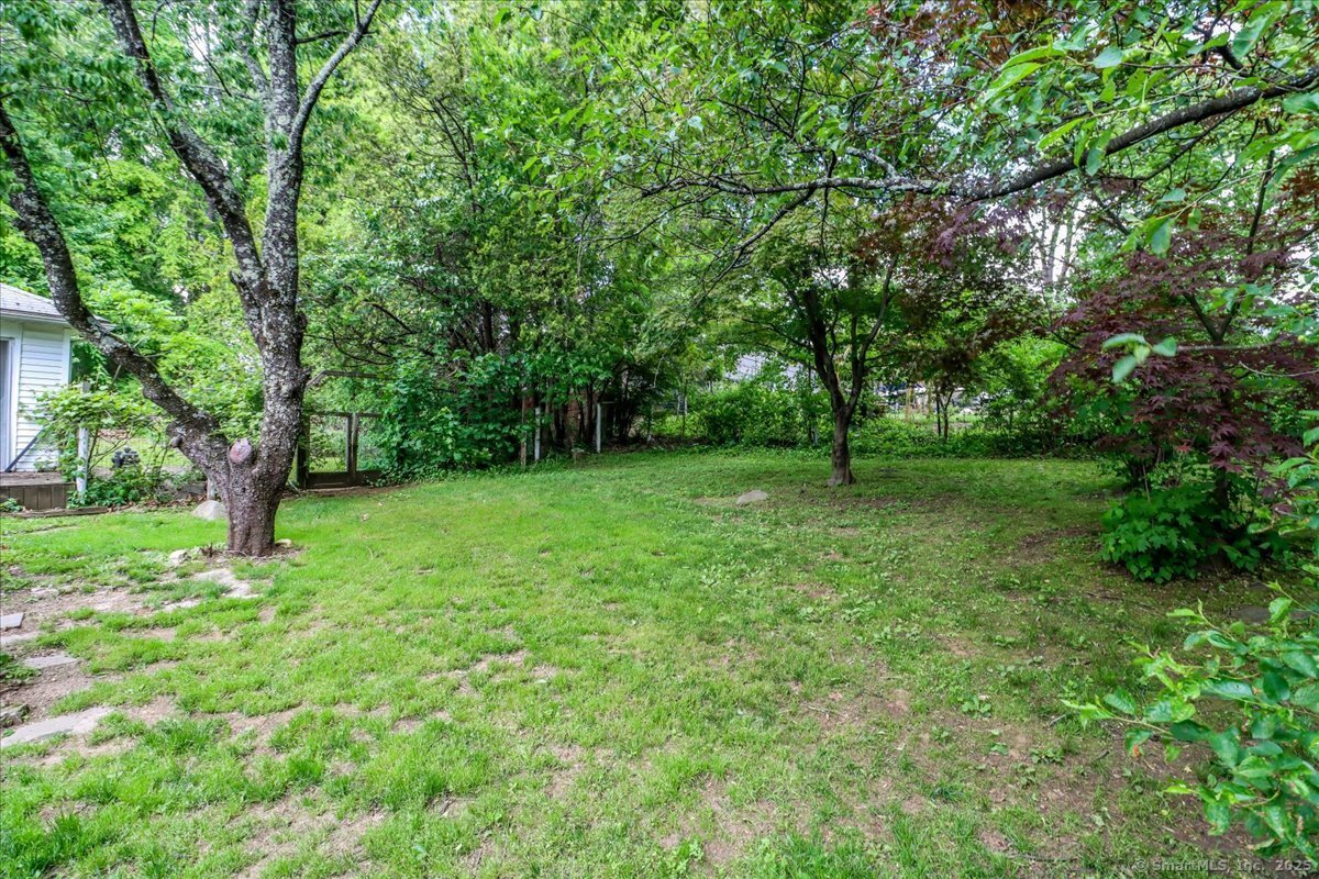 18 Sky Edge Drive, Bethel, Connecticut image 8
