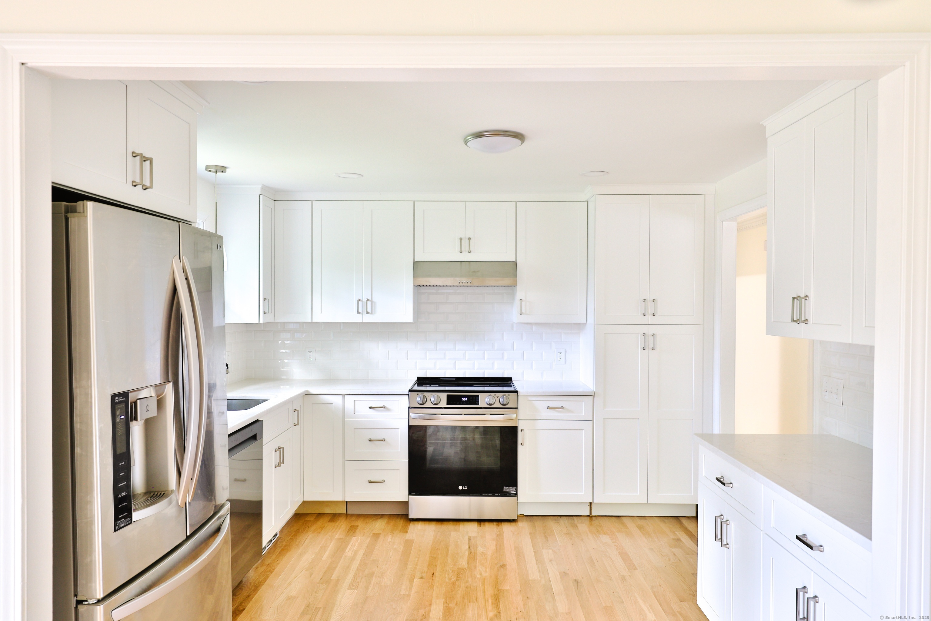 792 Cornwall Avenue, Cheshire, Connecticut image 4