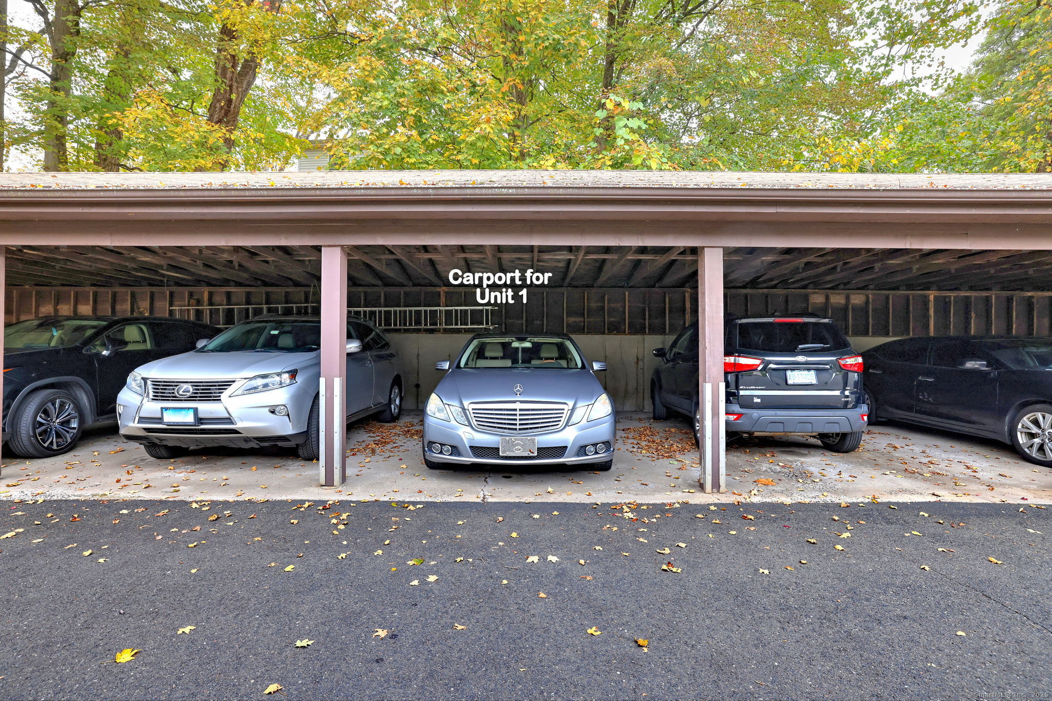 1 Pond Hollow Drive 1