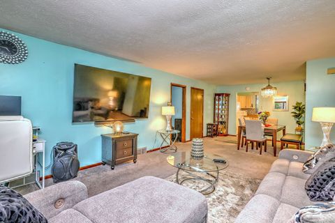 Tiny photo for 1 Pond Hollow Drive #1, Hamden, CT 06518 (MLS # 24132093)
