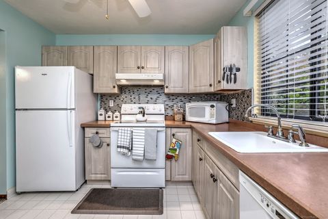 Tiny photo for 1 Pond Hollow Drive #1, Hamden, CT 06518 (MLS # 24132093)