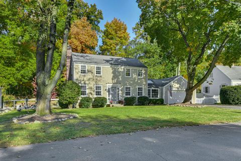 49 Echo Drive North Darien CT 06820