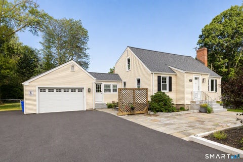 Photo of 302 Brimfield Road, Wethersfield, CT 06109 (MLS # 24202120)