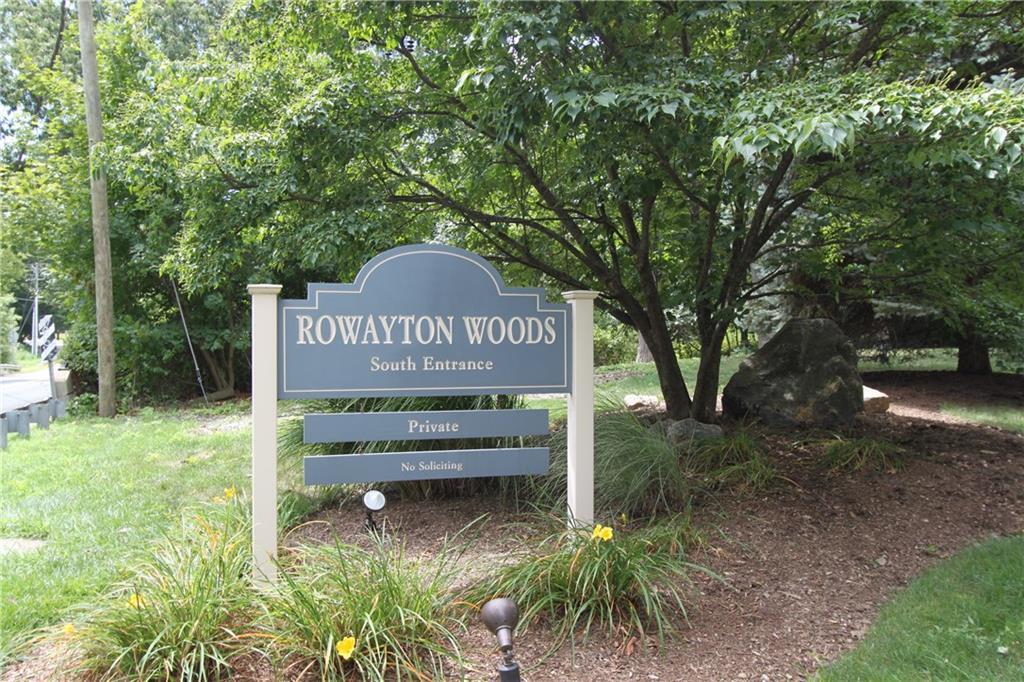 Photo 1 of 140 Rowayton Woods Drive 140, Norwalk, Connecticut, $350,000, Web #: 99157449