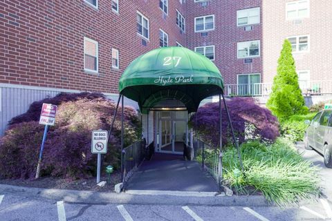 Condominium in Stamford CT 27 Northill Street.jpg