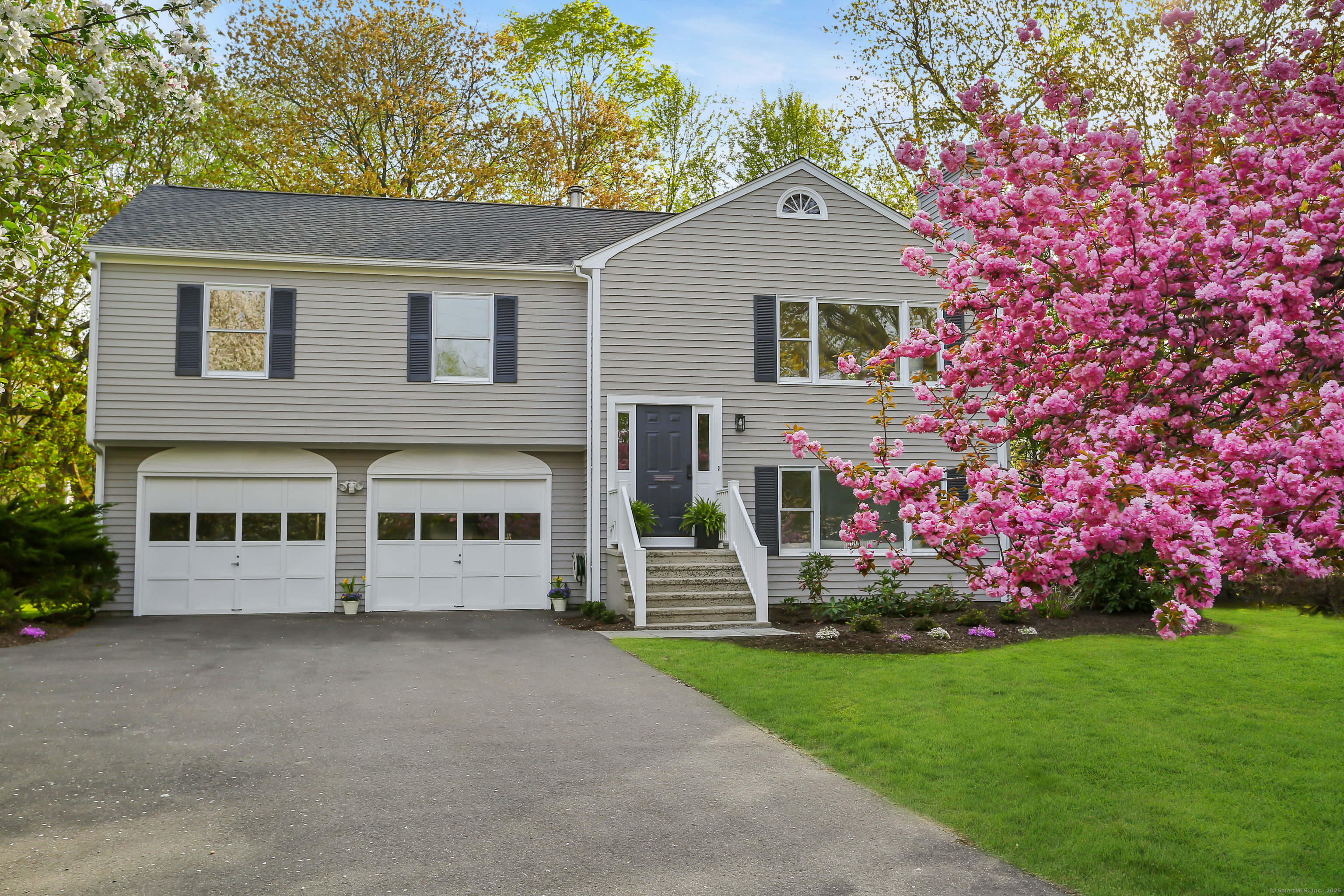 15 Westfair Drive, Westport, Connecticut image 2