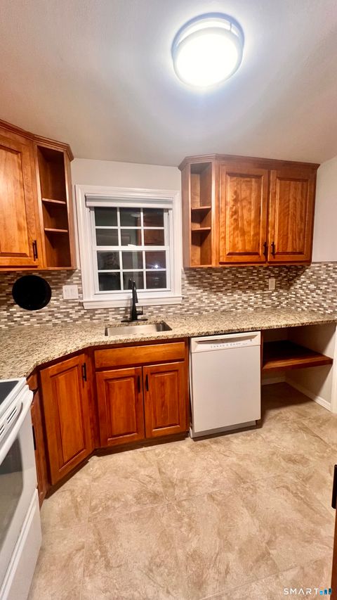 Tiny photo for 17 Brickyard Road #C, Farmington, CT 06032 (MLS # 24147954)