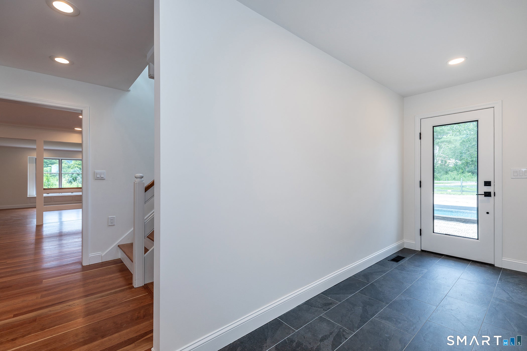 4 Breezy Hill Road
