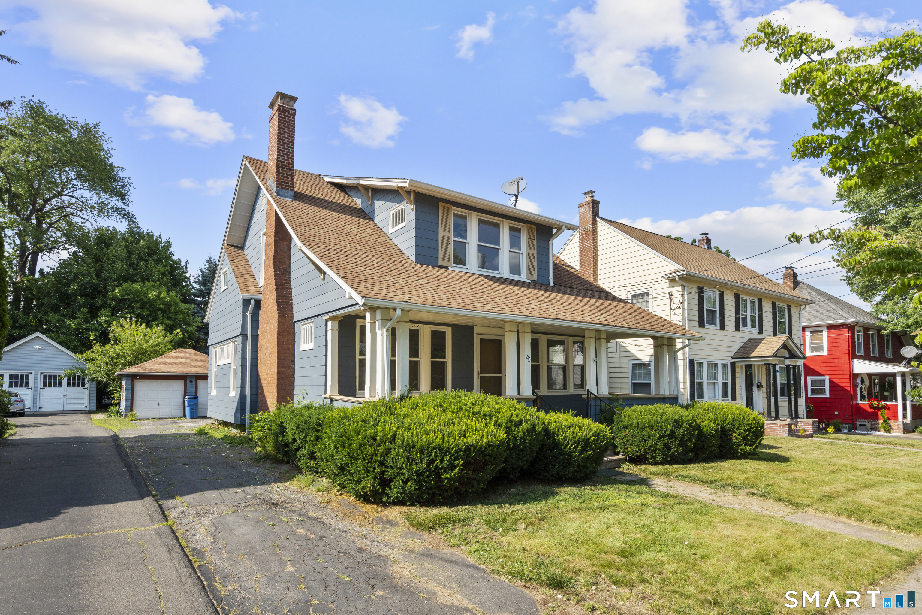 215 Stratford Road
