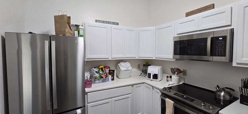 Photo of 5 Atlantic Avenue, Norwich, CT 06360 (MLS # 24141622)