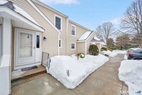 Tiny photo for 5 The Hamlet #APT D, Enfield, CT 06082 (MLS # 24153920)