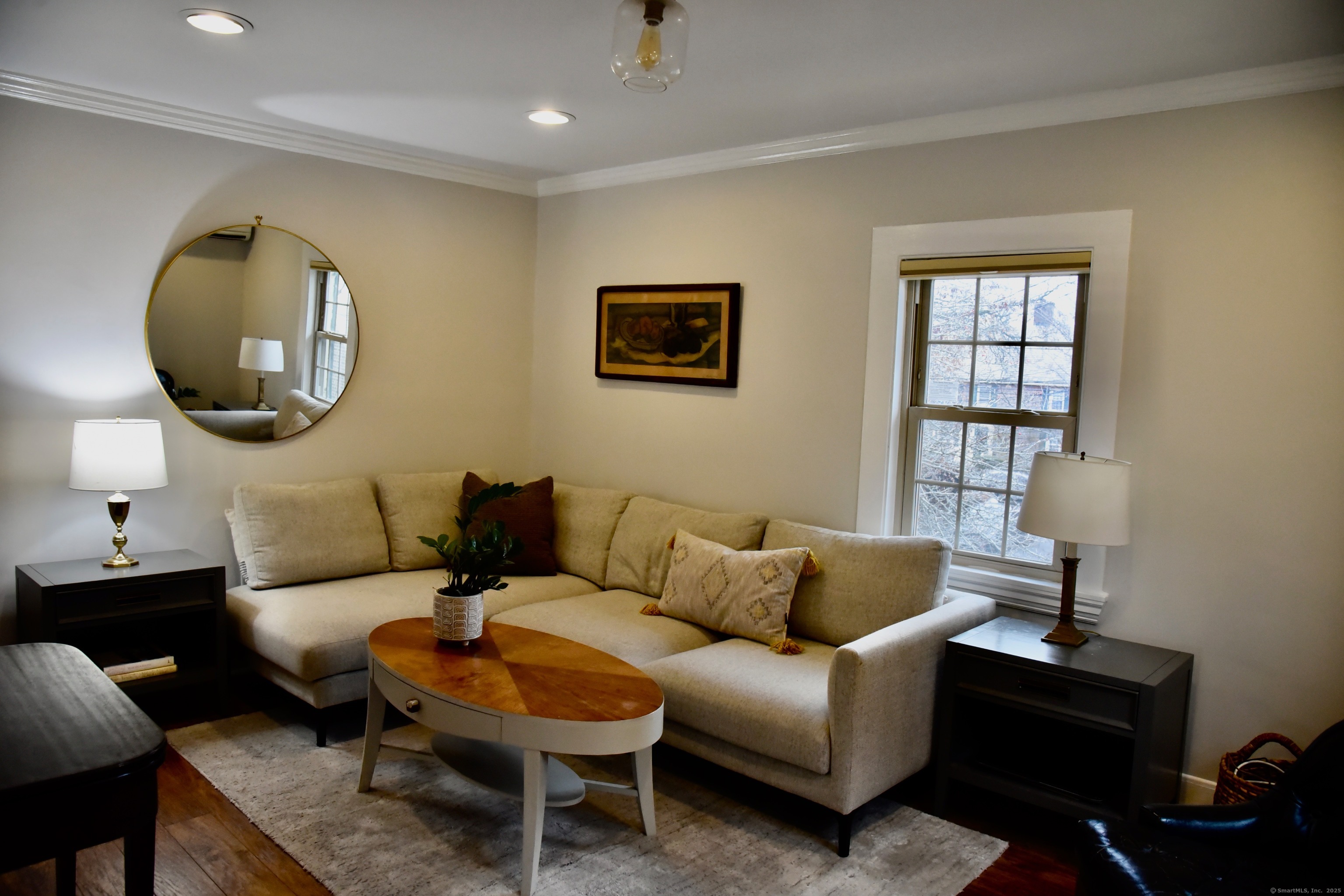 Property for Sale at Sims Street, Bridgeport, Connecticut - Bedrooms: 1 
Bathrooms: 1 
Rooms: 4  - $152,000