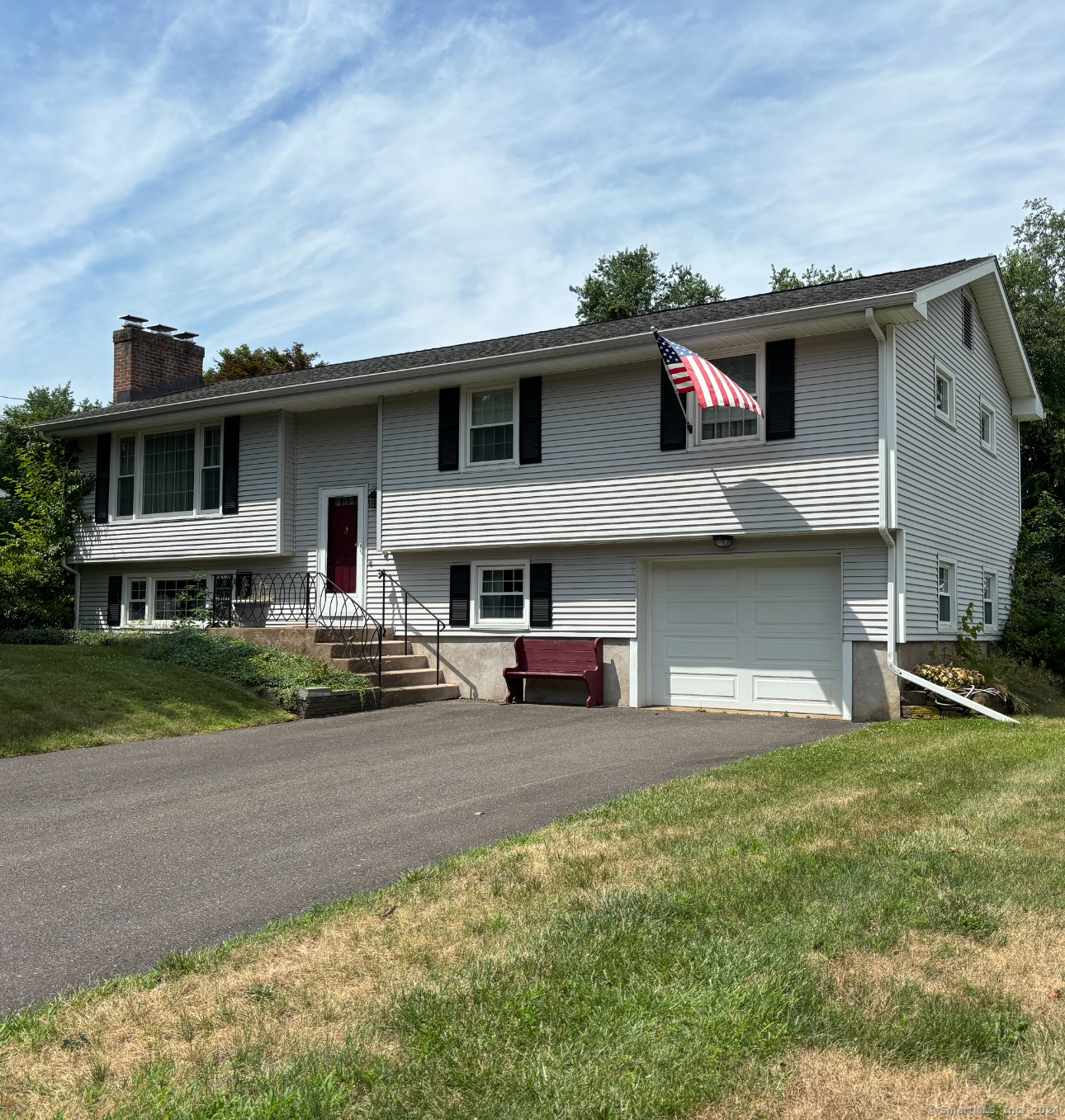 Property for Sale at 63 Harvest Lane, East Hartford, Connecticut - Bedrooms: 4 
Bathrooms: 3 
Rooms: 9  - $359,900