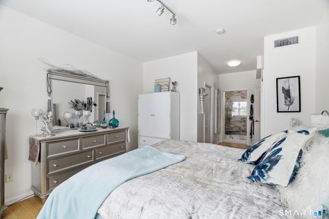 Tiny photo for 400 Bank Street #APT 402, New London, CT 06320 (MLS # 24156383)