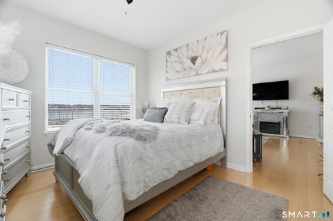 Tiny photo for 400 Bank Street #APT 402, New London, CT 06320 (MLS # 24156383)