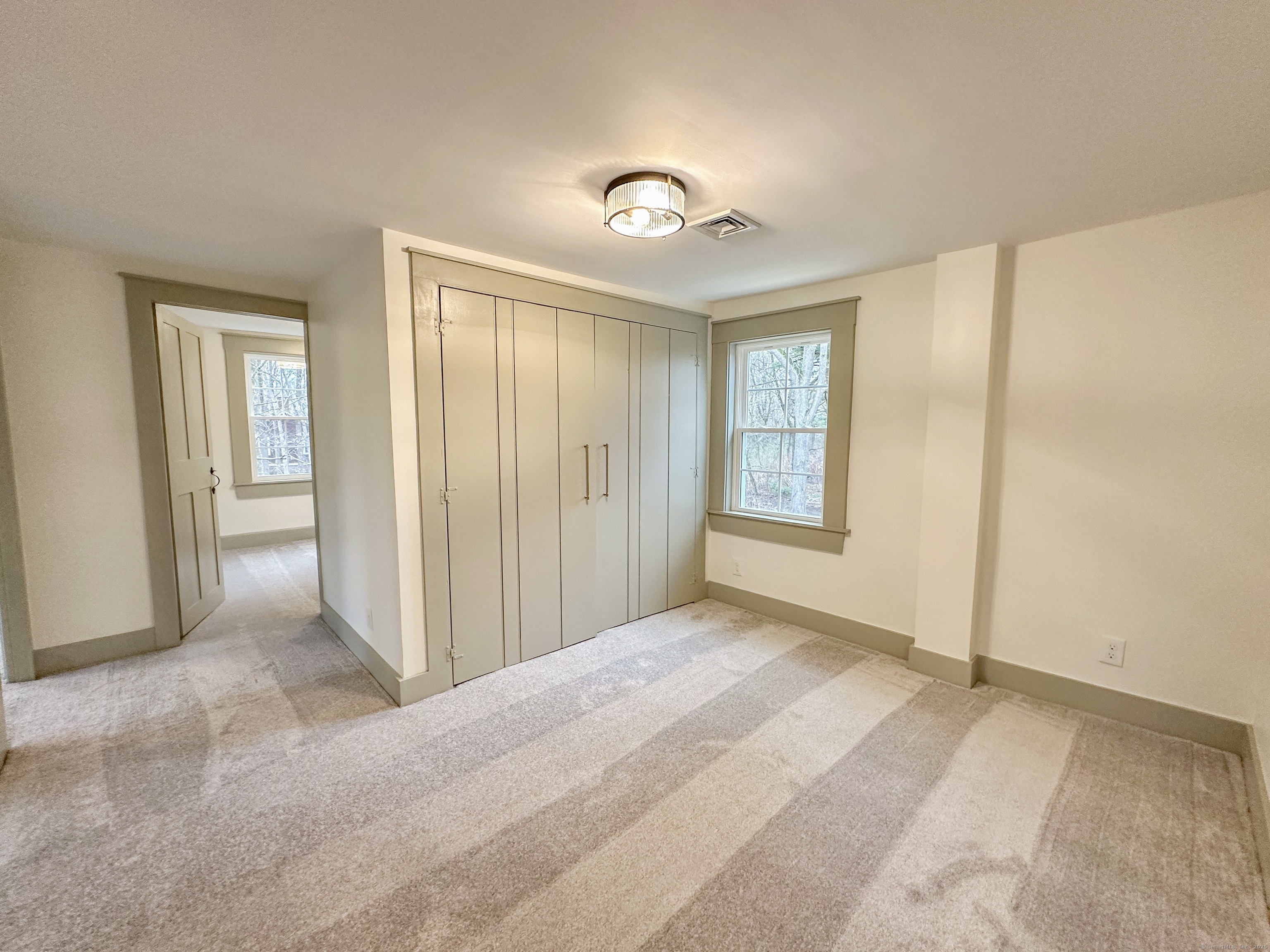 42 Main Street, Ellington, Connecticut image 17