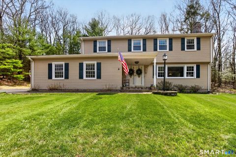 Photo of 64 Pine Glen Road, Simsbury, CT 06070 (MLS # 24166808)