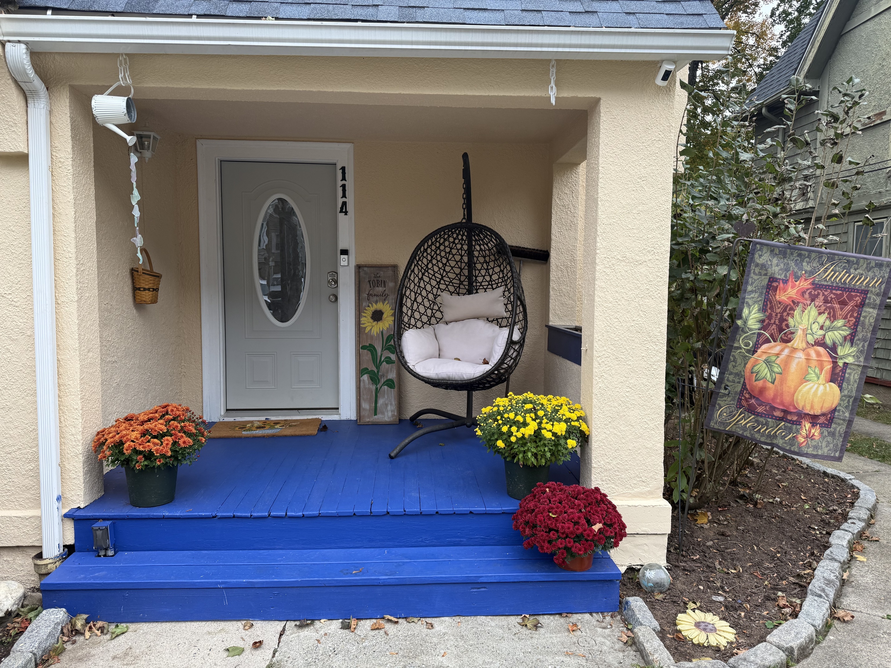 110 Hawthorne Avenue