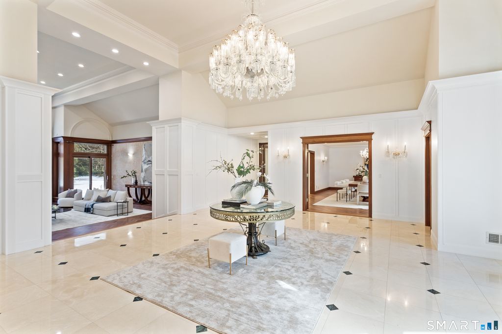 Photo of 386 North Street, Greenwich, CT 06830 (MLS # 24156530)