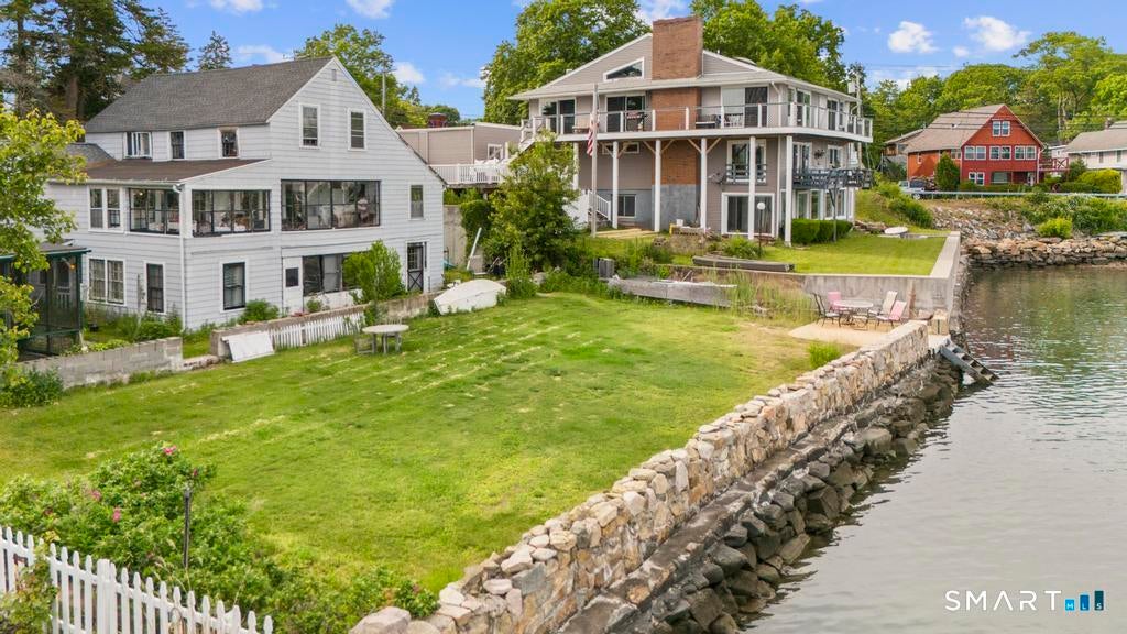 24 Little Bay Lane