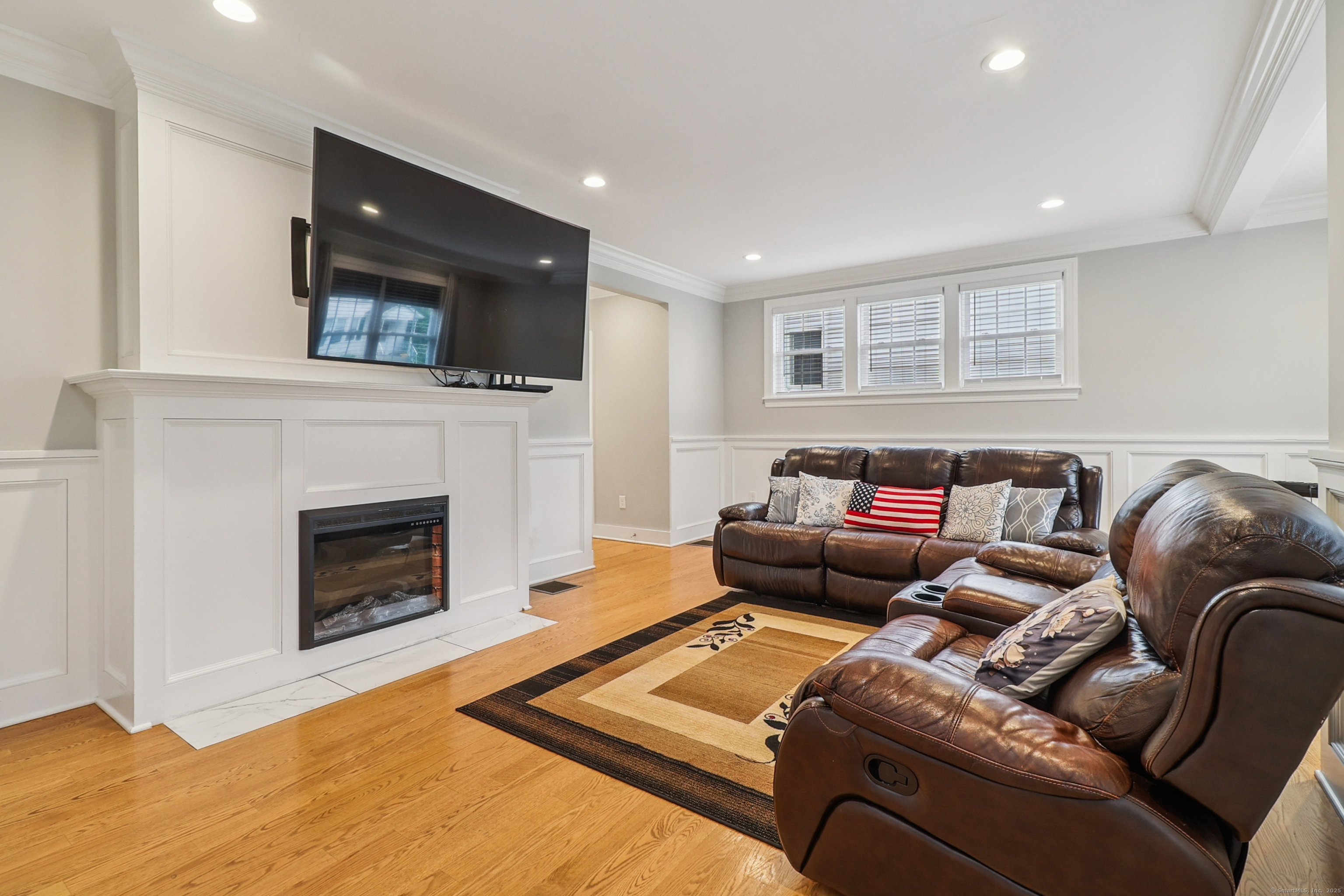 42 Ley Street