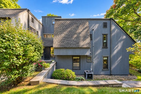 Tiny photo for 126 Mallard Drive #126, Avon, CT 06001 (MLS # 24209995)