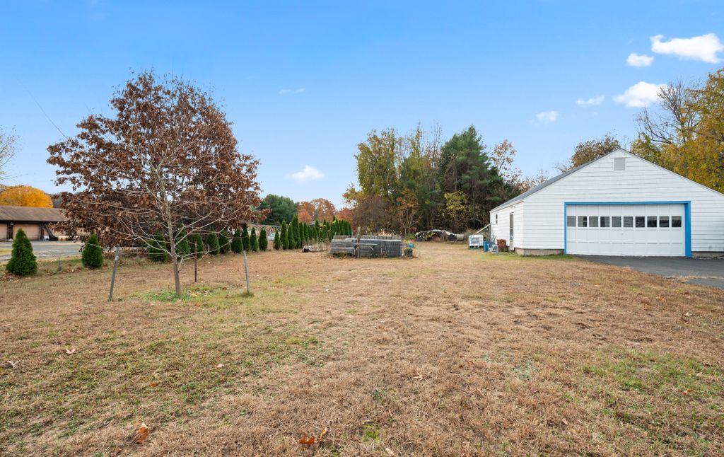 Photo of 377 Hayden Station Road, Windsor, CT 06095 (MLS # 24135123)