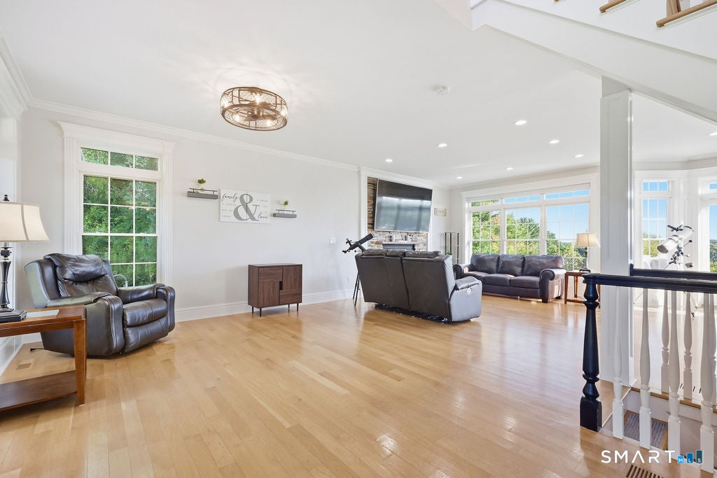 41 Coe Road