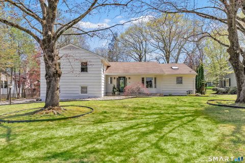Photo of 89 Random Road, Fairfield, CT 06825 (MLS # 24169984)