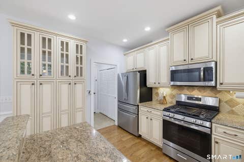 Tiny photo for 28 Iris Way #28, Berlin, CT 06037 (MLS # 24191871)