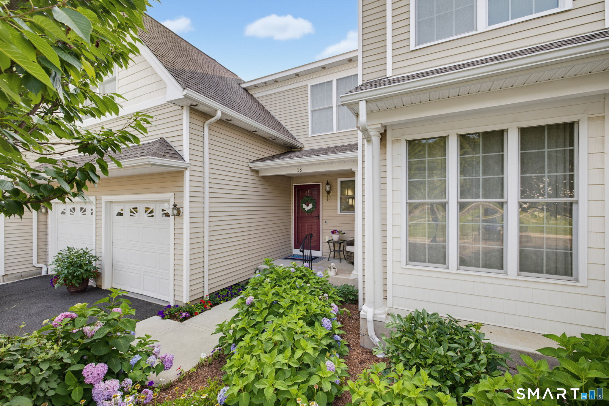 28 Iris Way 28