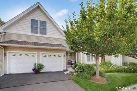 Photo of 28 Iris Way #28, Berlin, CT 06037 (MLS # 24191871)