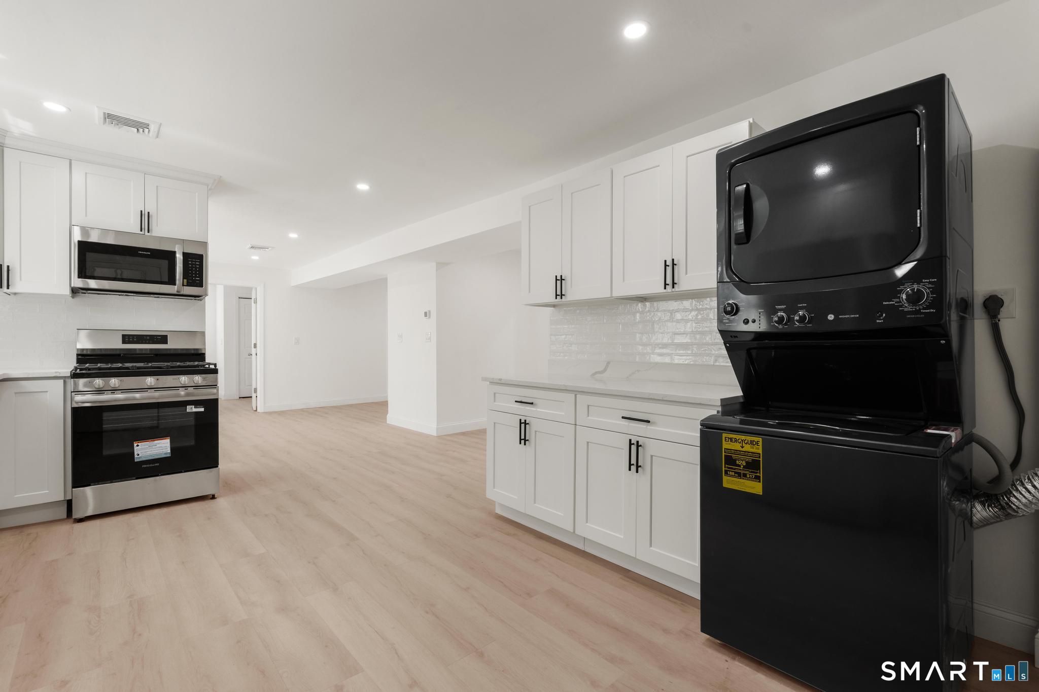 64 Soundview Avenue #2