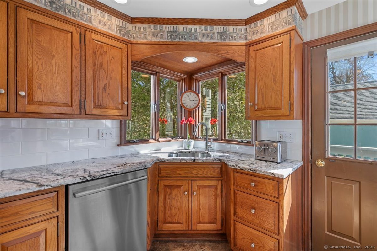 107 Maple Street, Milford, Connecticut image 15