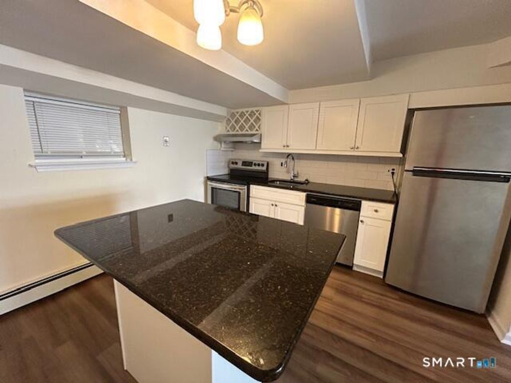 Photo of 1868 Summer Street #1868, Stamford, CT 06905 (MLS # 24173651)