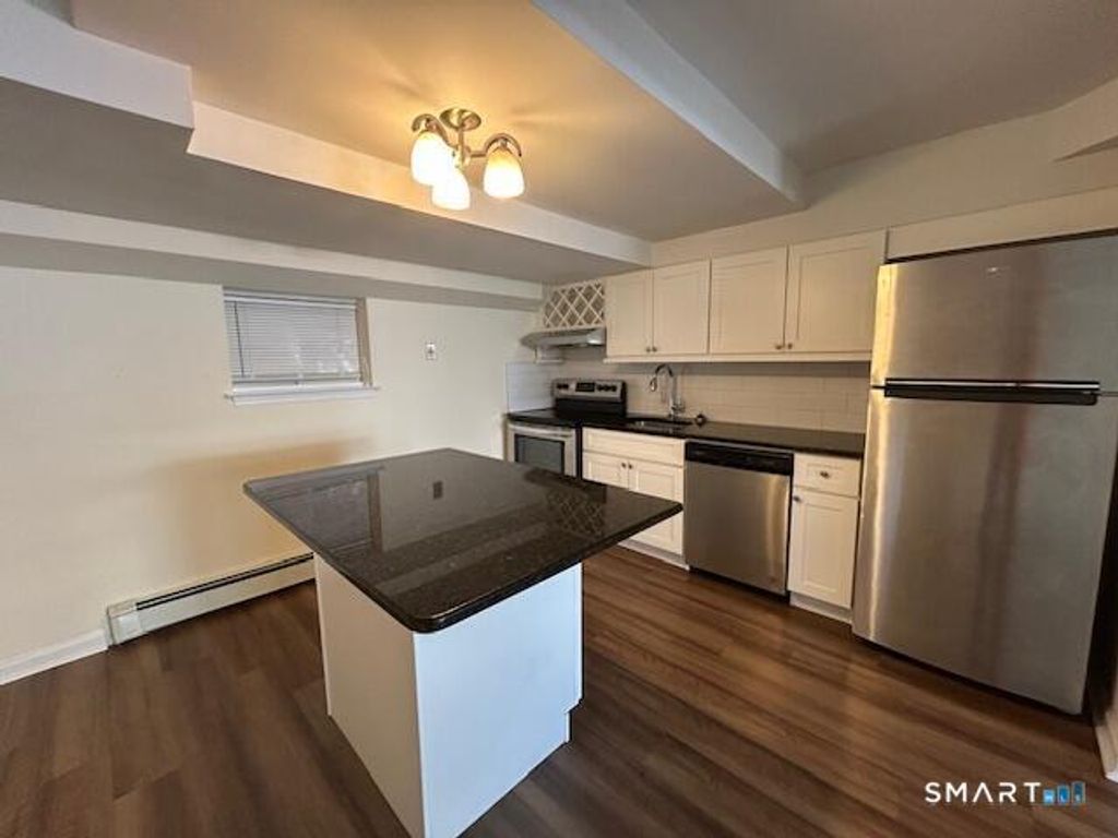 Photo of 1868 Summer Street #1868, Stamford, CT 06905 (MLS # 24173651)
