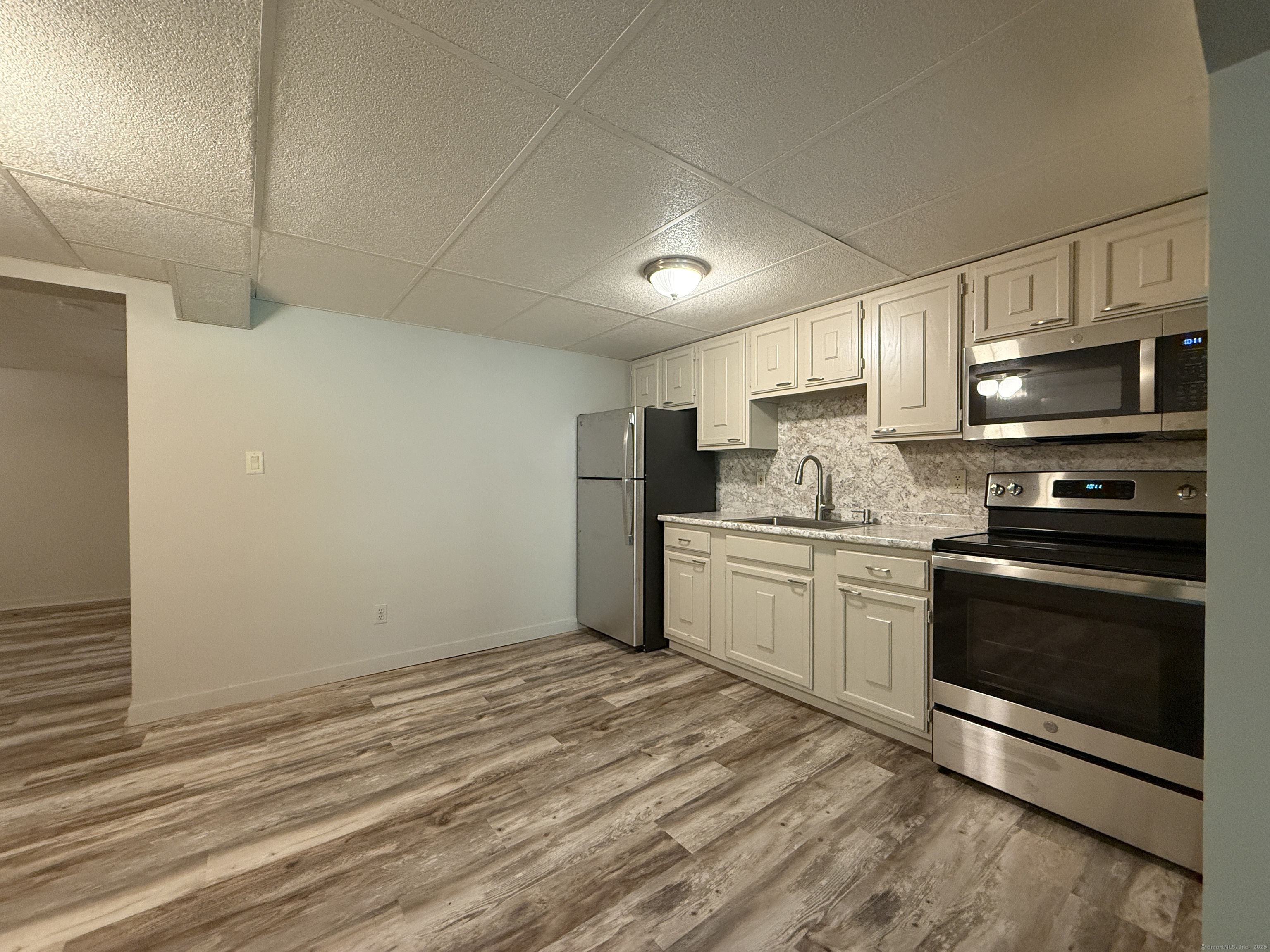 388 South Main Street 22
