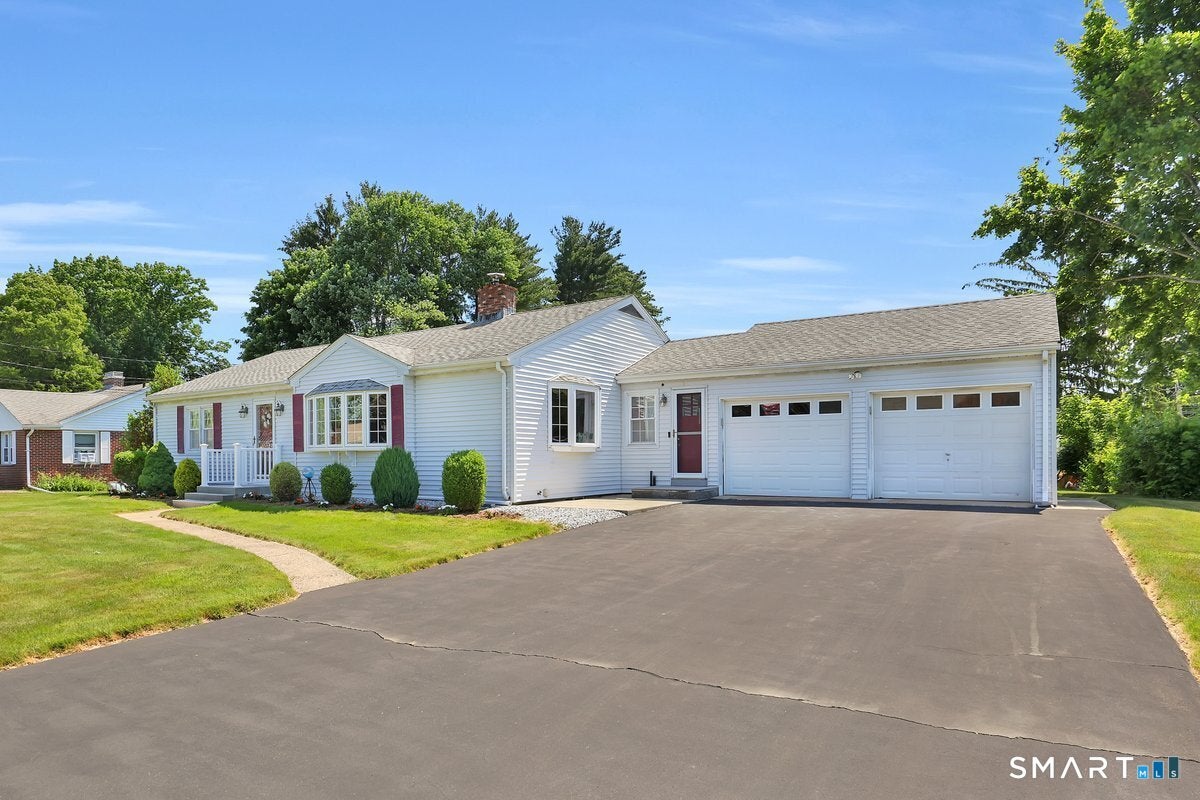 7 Alanby Drive