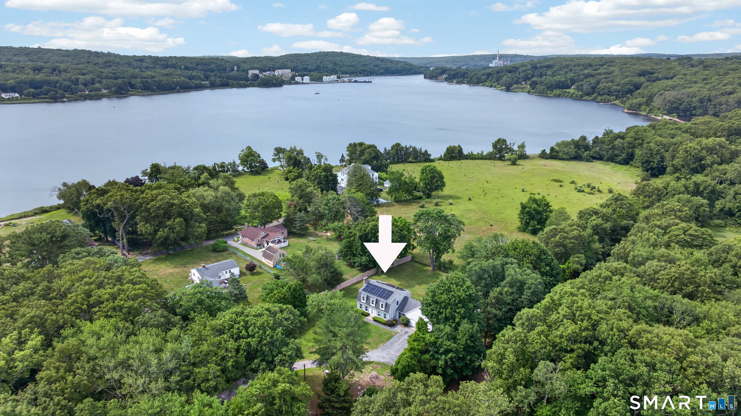7 Massapeag Point Road