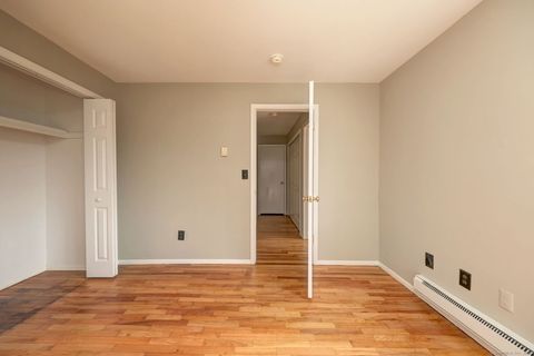Tiny photo for 65 West Walk #65, West Haven, CT 06516 (MLS # 24144194)