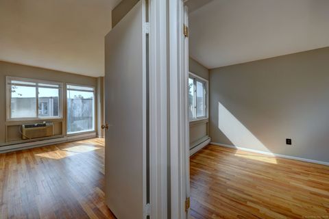 Tiny photo for 65 West Walk #65, West Haven, CT 06516 (MLS # 24144194)