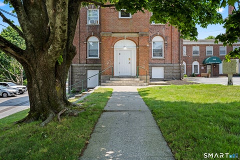 Photo of 156 Garfield Avenue, New London, CT 06320 (MLS # 24207241)