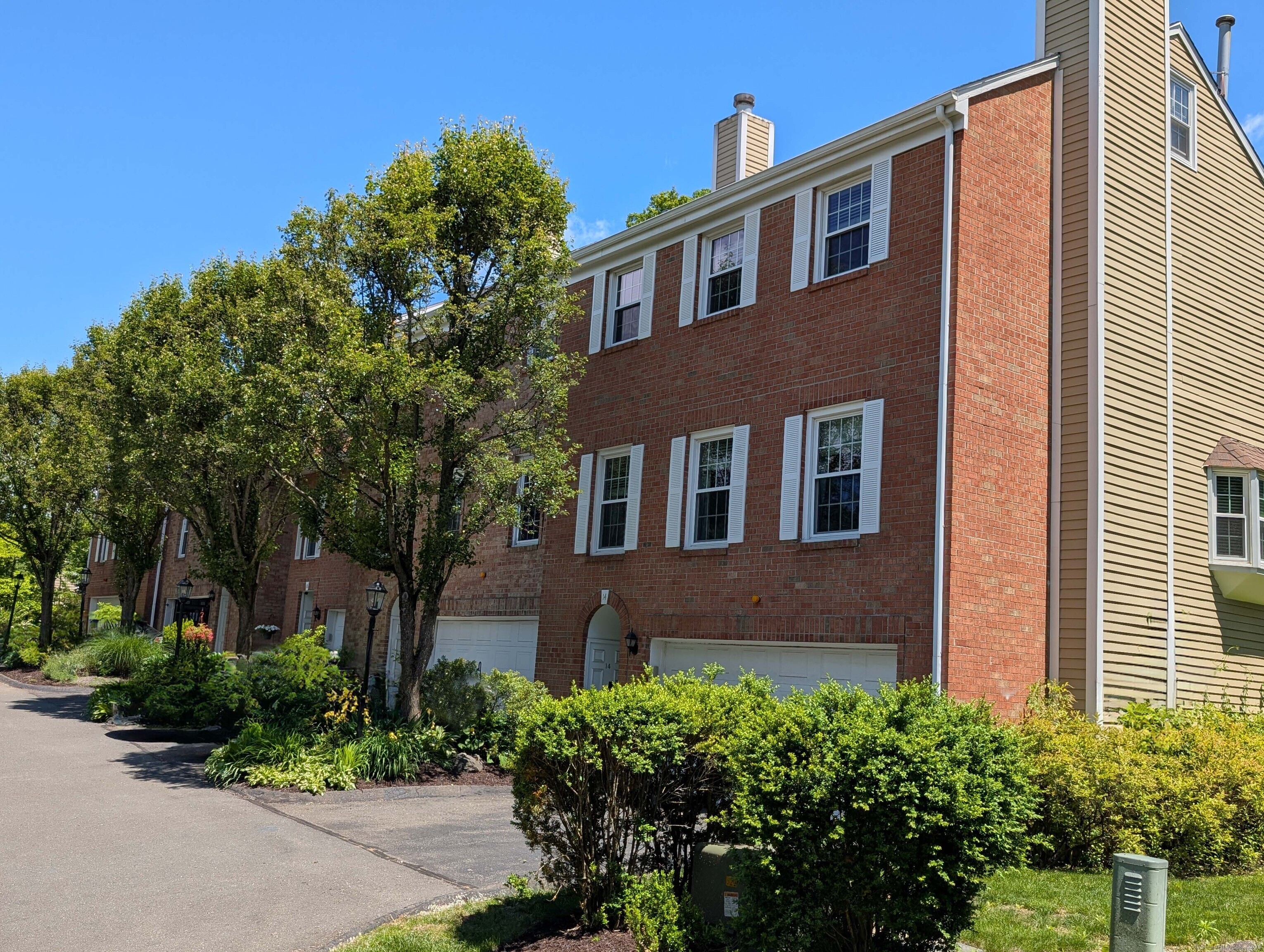 14 Kingswood Drive 14