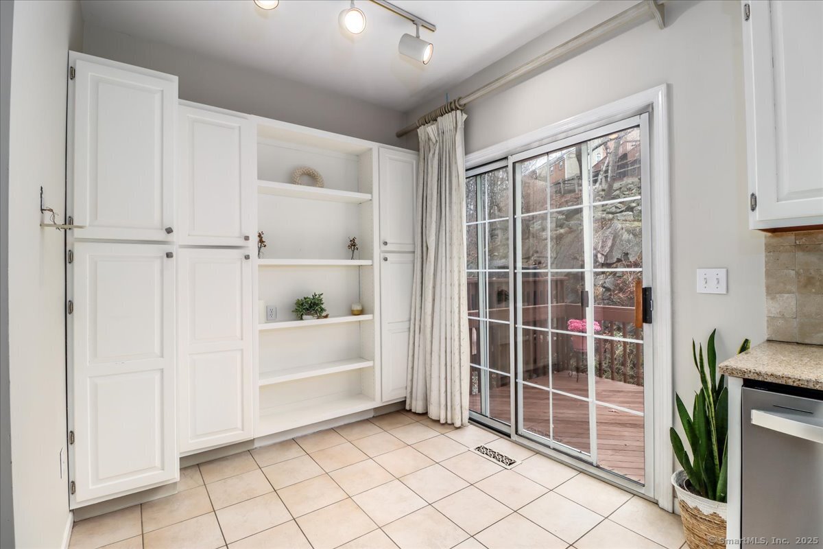 14 Kingswood Drive #14, Bethel, Connecticut image 12