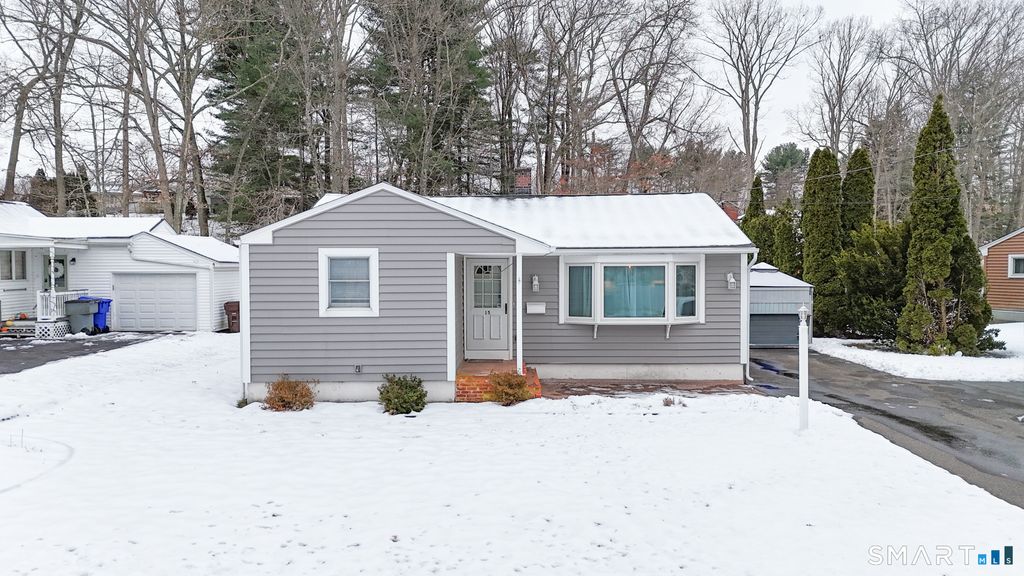 Photo of 15 Robbin Road, Enfield, CT 06082 (MLS # 24144092)