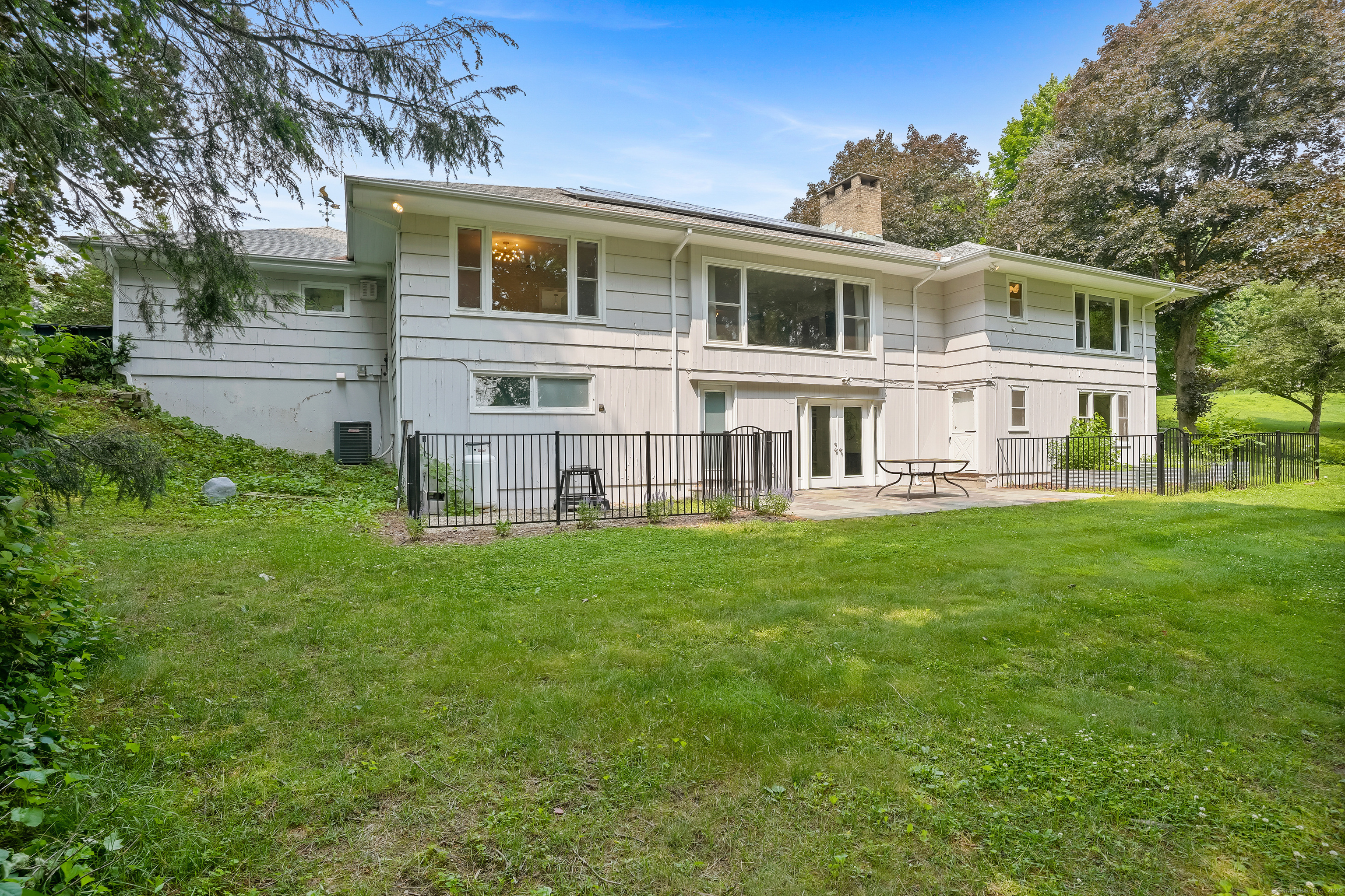16 Dogwood Drive