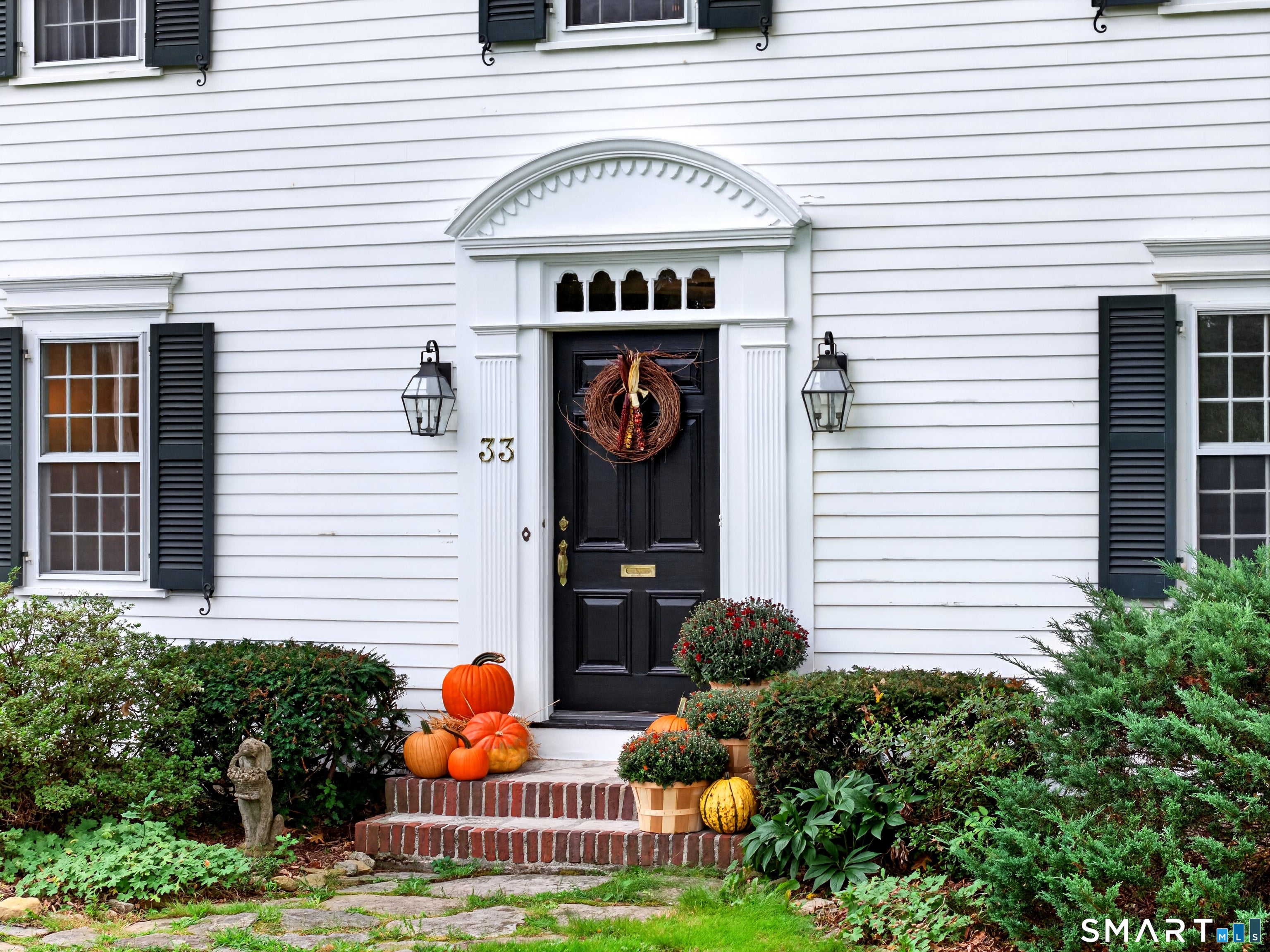 33 Coit Lane