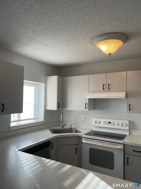 Tiny photo for 925 Oronoke Road #30A, Waterbury, CT 06708 (MLS # 24145880)