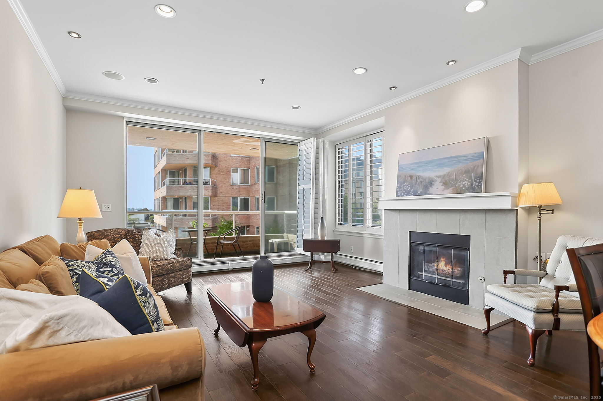 88 Southfield Avenue 202