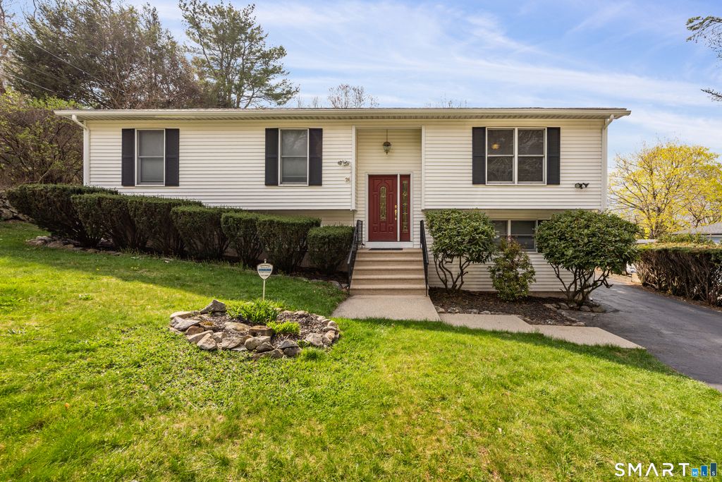 Photo of 26 Cushman Street, Waterbury, CT 06704 (MLS # 24168204)